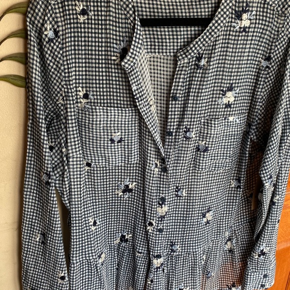 Women’s shirts. Sizes Xl , 1X, - Picture 7 of 8